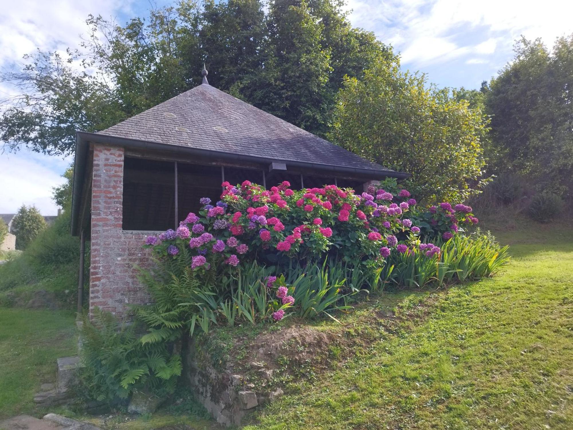 Chalet Des Roches Roche D'Oetre Suisse Normande Saint-Philbert-sur-Orne Exterior foto